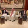 أمير الرياض يعزي وزير الاقتصاد في وفاة والدته