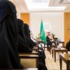 نائب أمير المنطقة قلدهن المنديل.. شاهد أول فريق كشافة نسائي بالقصيم