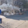 لحظة انهيار مبنى وإفلات عابرَين في لحظة فارقة
