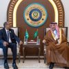 نائب وزير الخارجية يلتقي رئيس مفوضية الاتحاد الأفريقي
