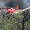 سقوط طائرة هندية في منطقة سكنية عقب إقلاعها من مطار مدينة أحمد أباد.. وترقُّب لإعلان الضحايا