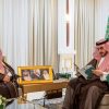 اطلع على التقرير السنوي له.. أمير الجوف يستقبل مدير عام فرع صندوق التنمية الزراعية بالمنطقة