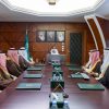 اطّلع على المشاريع الفائزة بمسابقة تطوير مداخل حاضرة الدمام.. أمير الشرقية يستقبل أمين المنطقة والرئيس التنفيذي لتطويرها