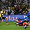 الاتحاد يتغلّب على الوحدة وينفرد بصدارة الدوري